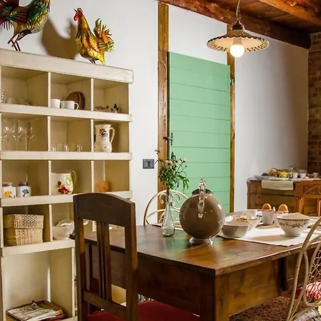 Bed & Breakfast Le Voltarelle Serra San Quirico