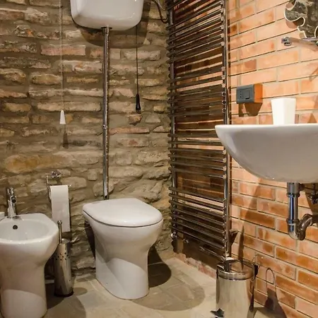 Le Voltarelle Serra San Quirico